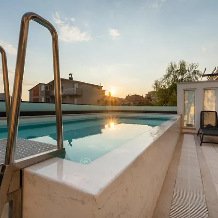 Iva - Center Of Holiday home