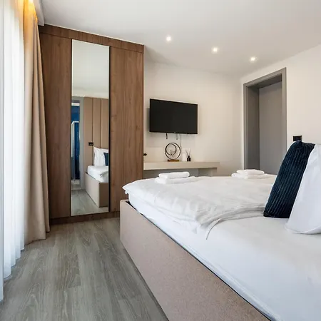 Holiday home Iva - Center Of